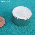 neodymium-magnet-n35750250